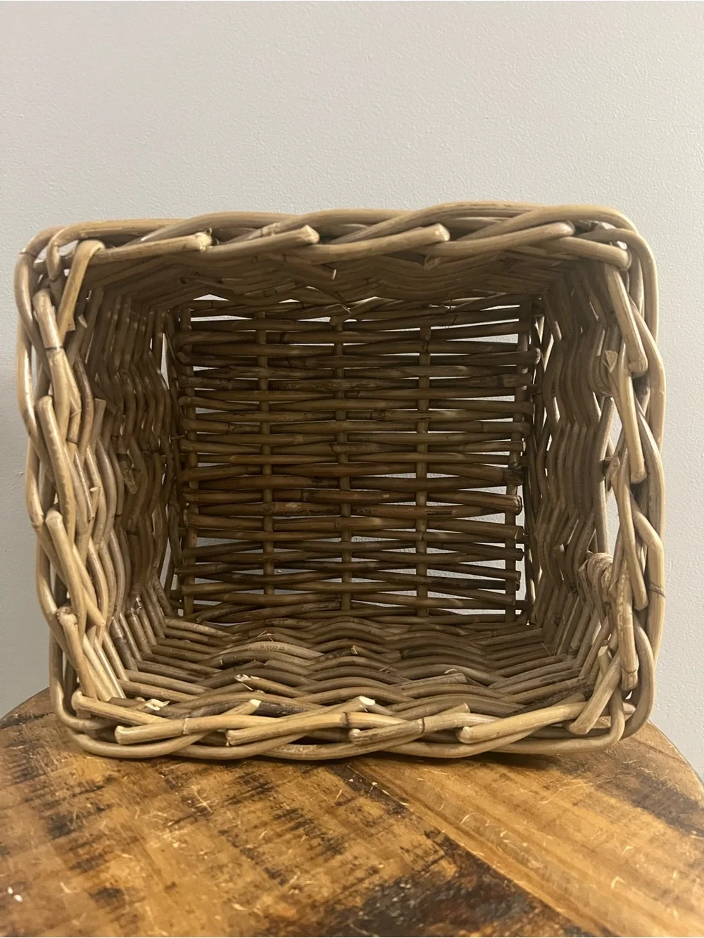 IKEA-BYHOLMA Basket, gray, 25x29x15 cm (9 ¾x11 ½x6 